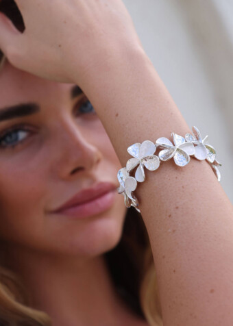 PINWHEEL FLOWER BRACELET